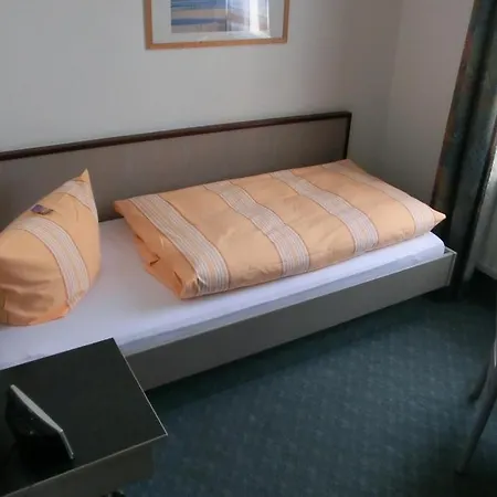 酒店 艾根酒店 3*